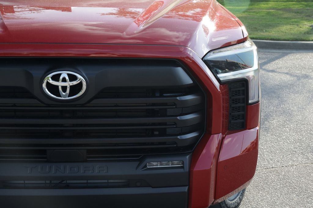 2026 Toyota Tundra SR5 - Photo 18