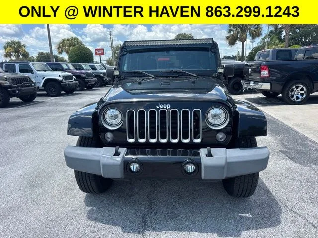 Used 2017 Black Jeep Sahara image 7
