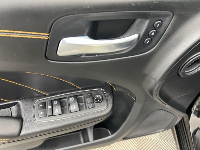 Used 2022 Pitch Black Clearcoat Dodge R/T Scat Pack Widebody image 13