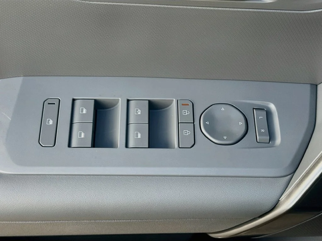 New 2027 Interstellar Gray Kia S image 17