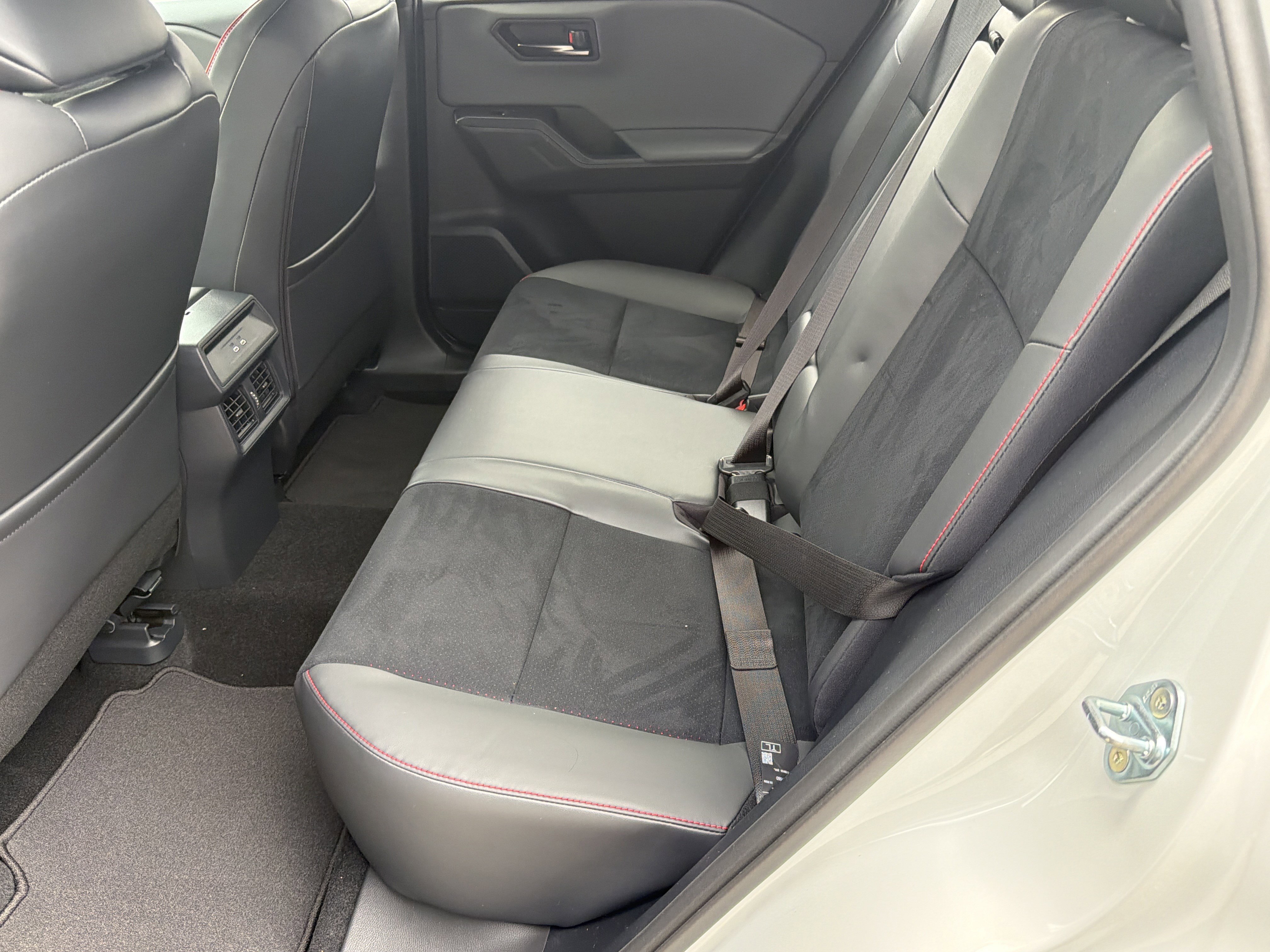 New 2026 Wind Chill Pearl with Midnight Black Metallic roof Toyota GR SPORT image 20
