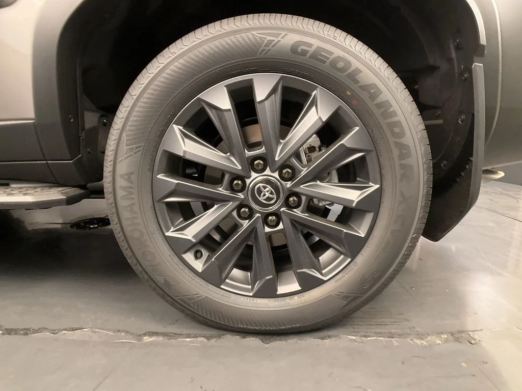 New 2027 Meteor Shower Toyota Land Cruiser image 25