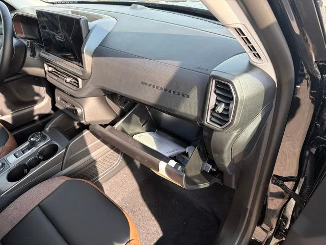 New 2026 Shadow Black Ford Outer Banks® image 28