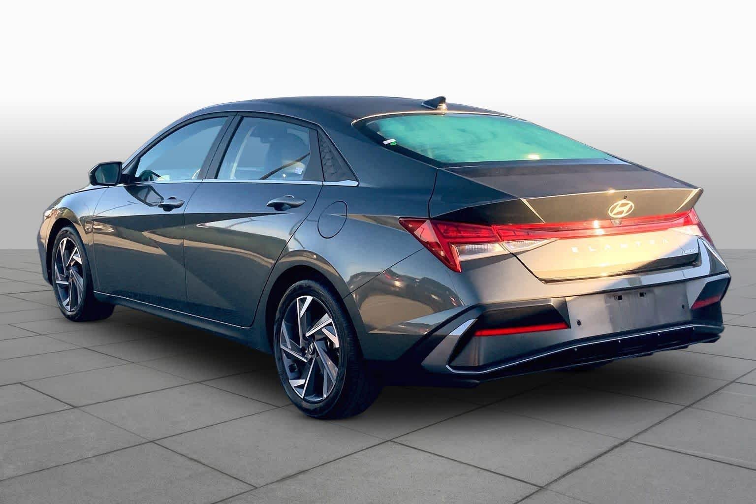 Certified Used 2024 Amazon Gray Hyundai Limited image 11