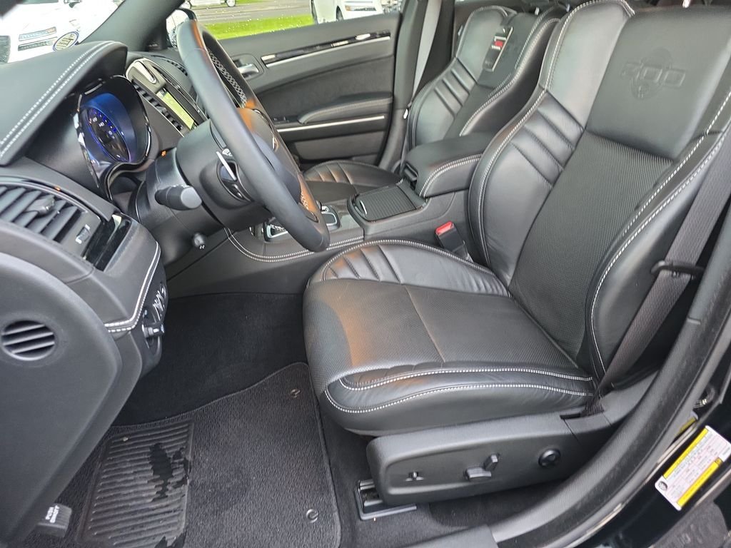 Used 2023 Black Chrysler C image 11