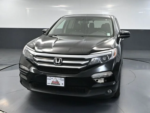 Used 2016 Black Honda EX-L image 10