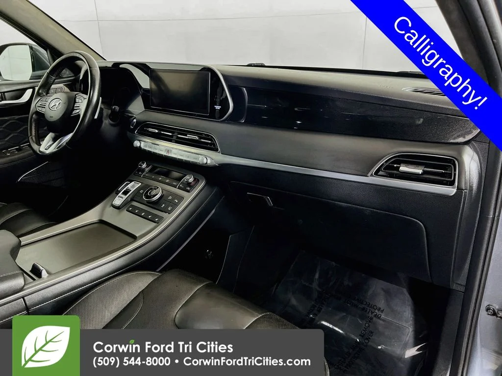 Used 2022 Silver Hyundai Calligraphy image 33