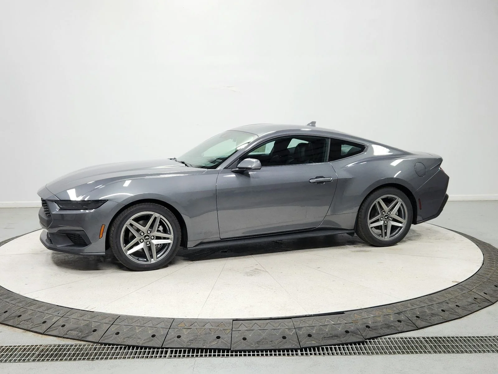 New 2026 Carbonized Gray Metallic Ford EcoBoost® Fastback image 4