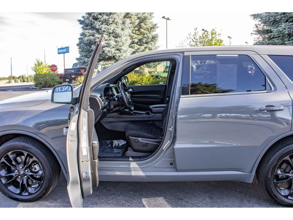 Used 2021 Destroyer Gray Clearcoat Dodge SXT Plus image 29