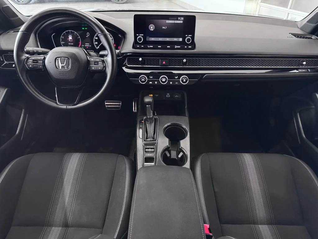 2024 Honda Civic Hatchback Sport - Photo 11