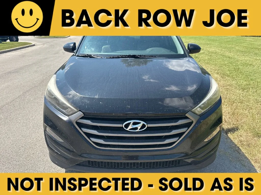 Used 2016 Black Noir Pearl Hyundai SE image 2