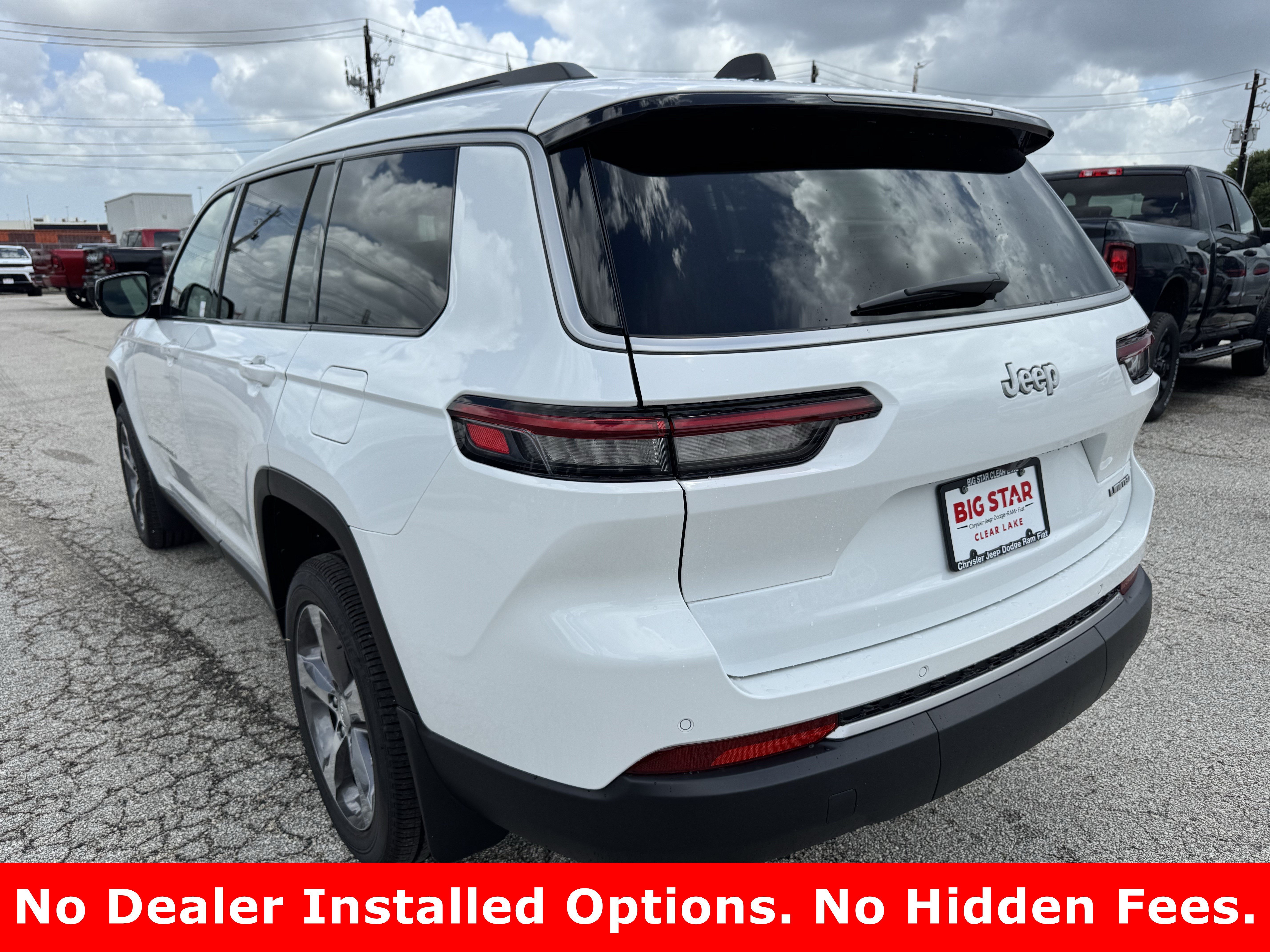 New 2026 Bright White Clear-Coat Exterior Paint Jeep Limited image 5