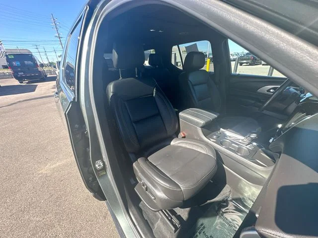 Used 2022 Green Chevrolet LT Leather image 28