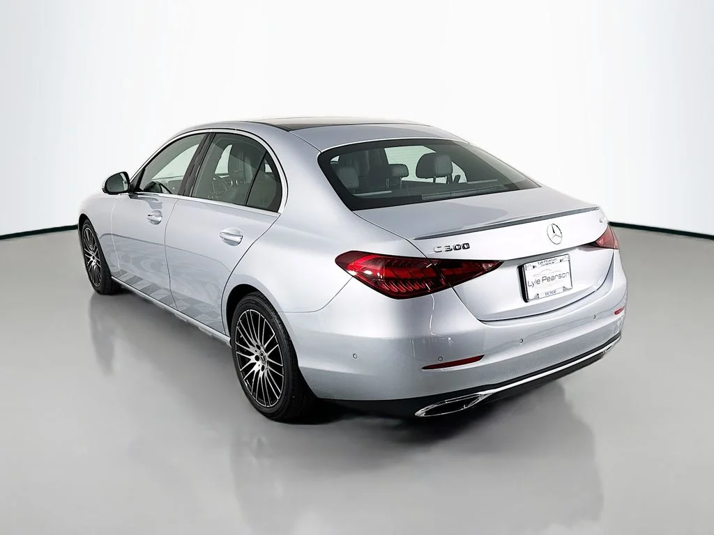 Used 2025  Mercedes-Benz C 300 image 3