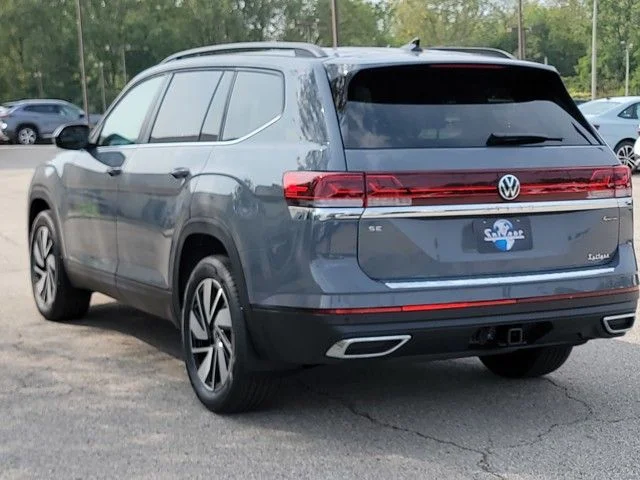 2026 Volkswagen Atlas SE w/Tech - Photo 6