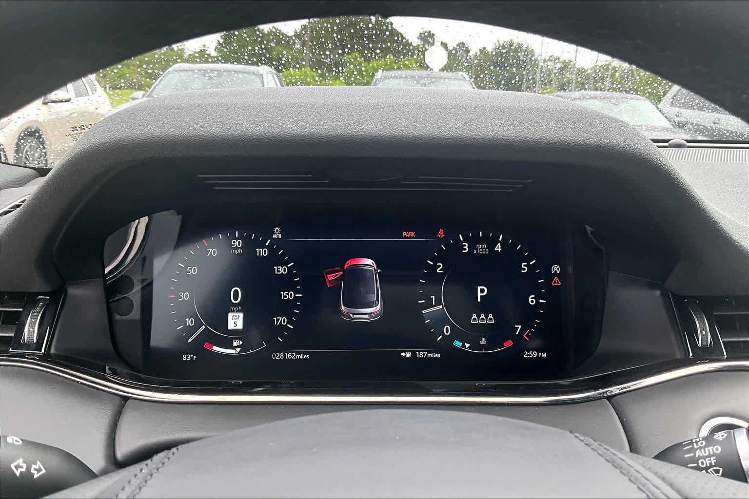 Used 2021 Eiger Grey Metallic Land Rover R-Dynamic HSE image 23