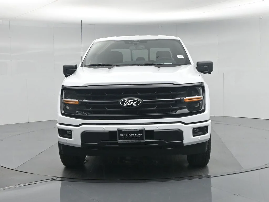 New 2026 Oxford White Ford XLT image 25