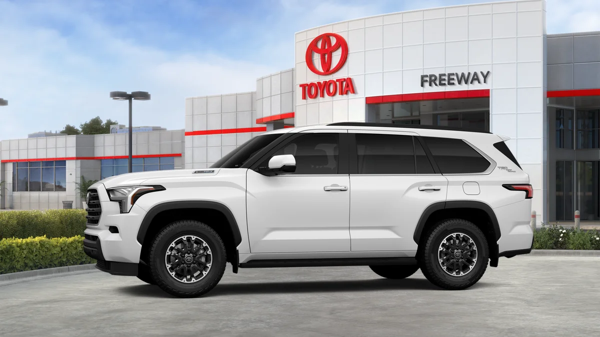 New 2026 Ice Cap Toyota SR5 image 3