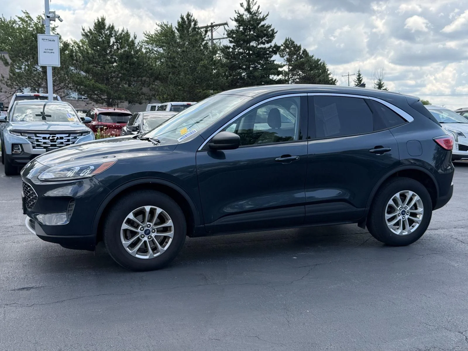 Used 2022 Stone Blue Ford  image 6