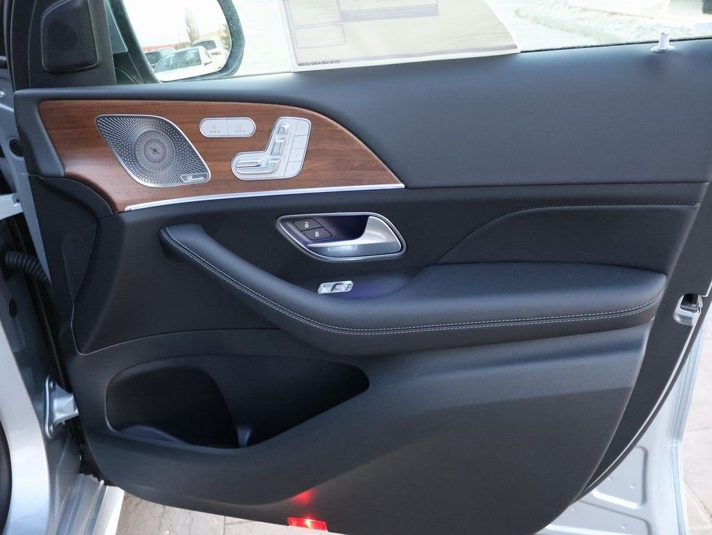 2025 Mercedes-Benz GLS Base - Photo 13
