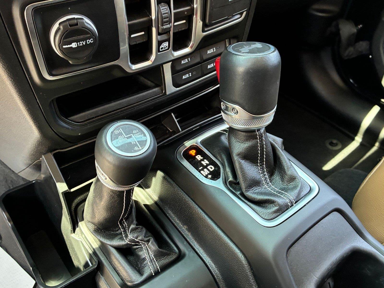 Used 2023 Black Clearcoat Jeep Sahara image 21
