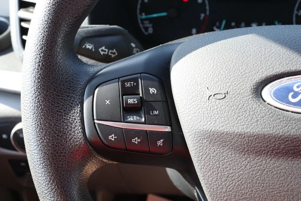 Used 2023 Oxford White Ford XLT image 26