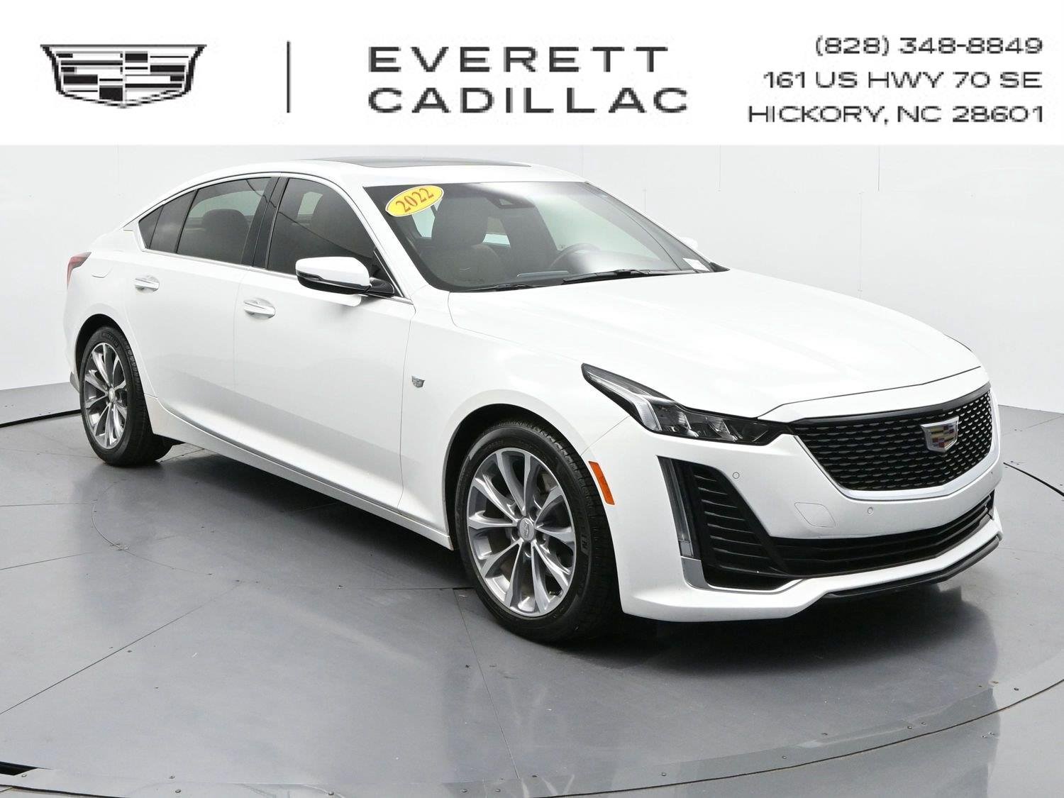 SUMMIT WHITE 2022 Cadillac CT5 Sedan Rear-Wheel Drive