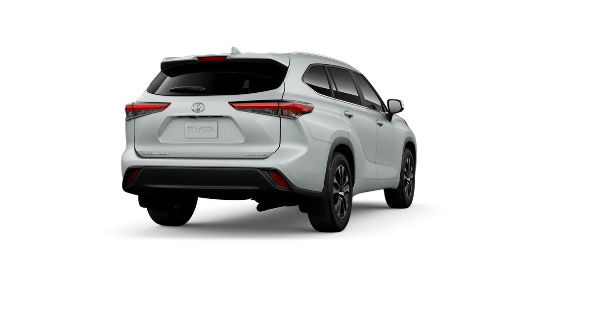New 2026 Wind Chill Pearl Toyota XLE image 9