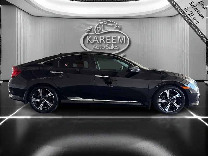 Used 2016 Black Honda Touring image 4