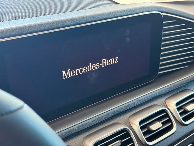 New 2026 MANUFAKTUR Moonlight White Magno Mercedes-Benz GLE 450 image 12