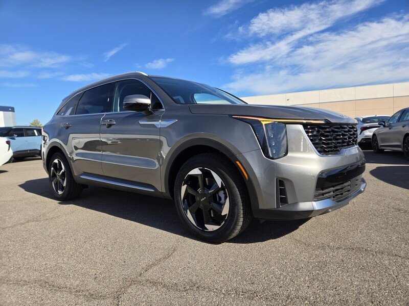 New 2026 Volcanic Sand Kia EX image 2