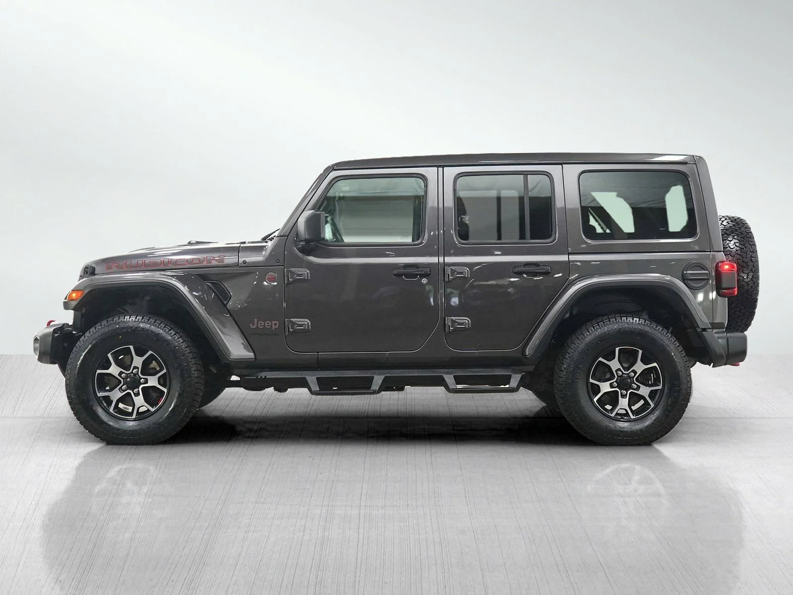 Used 2021 Jeep Wrangler Unlimited Rubicon with VIN 1C4HJXFG4MW588713 for sale in Wayzata, Minnesota