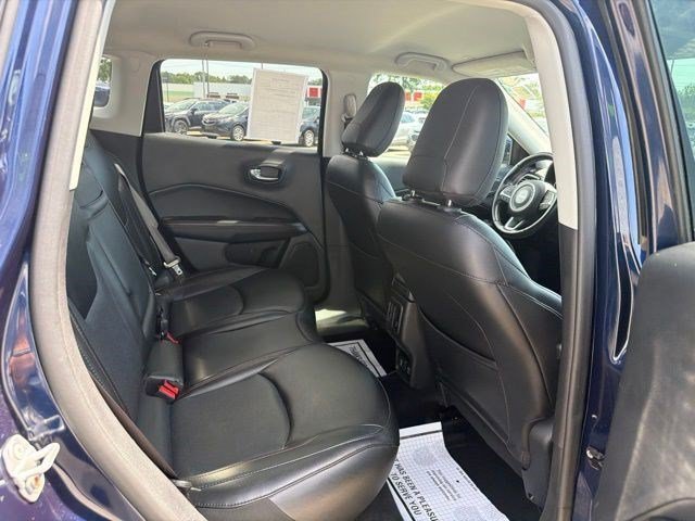 Used 2019 Jazz Blue Pearlcoat Jeep Limited image 18
