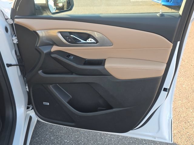 Certified Used 2023 IRIDESCENT PEARL TRICOAT Chevrolet Premier image 20