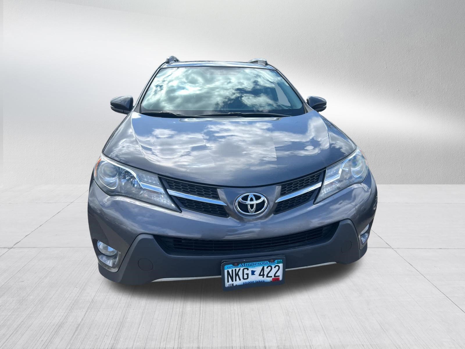 Used 2014 Toyota RAV4 XLE with VIN 2T3RFREVXEW166754 for sale in Golden Valley, Minnesota