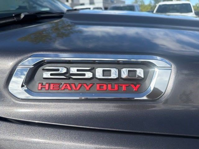 Used 2025 Granite Crystal Clearcoat Metallic Ram Laramie image 12