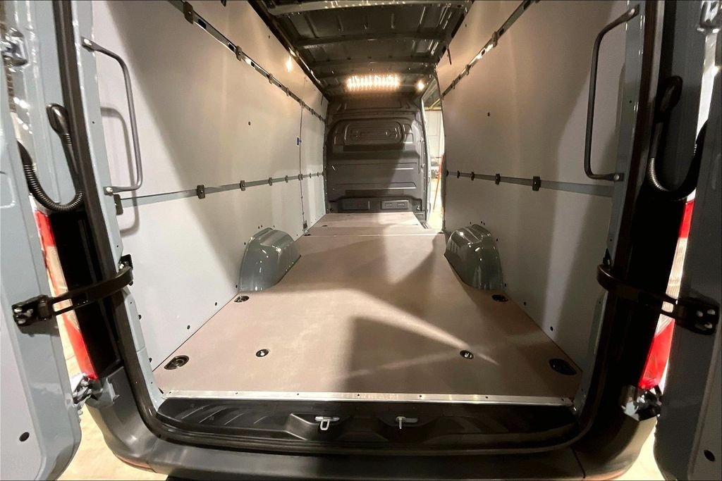2026 Mercedes-Benz Sprinter Cargo Van Base - Photo 8