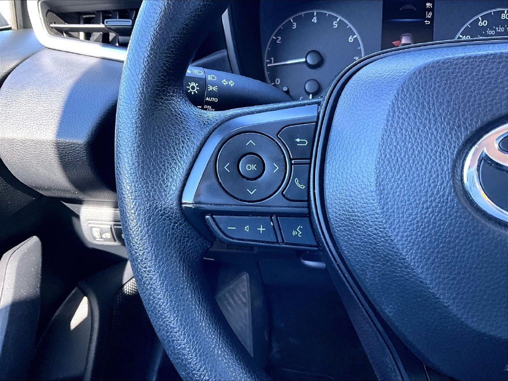 Used 2024  Toyota LE image 23