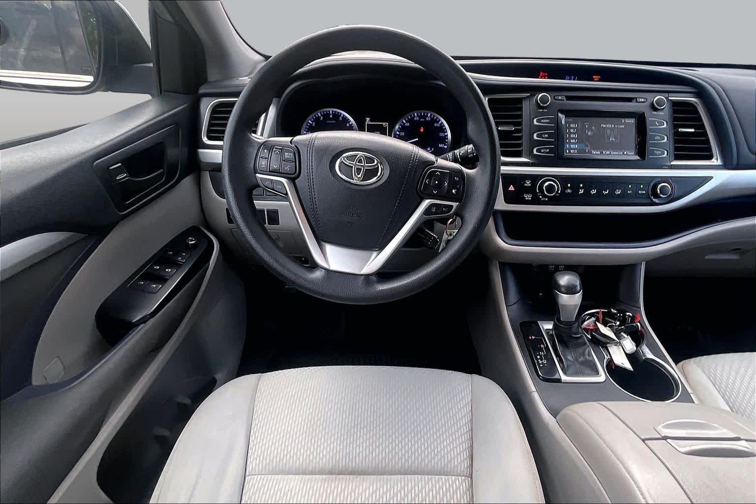 Used 2018 Celestial Silver Metallic Toyota LE image 6