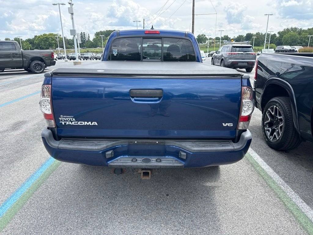 Used 2015 Blue Toyota Base image 6