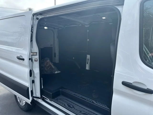 2025 Ford Transit Van Base - Photo 10