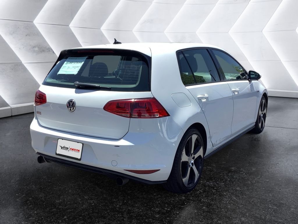 Used 2015 White Volkswagen Autobahn image 4