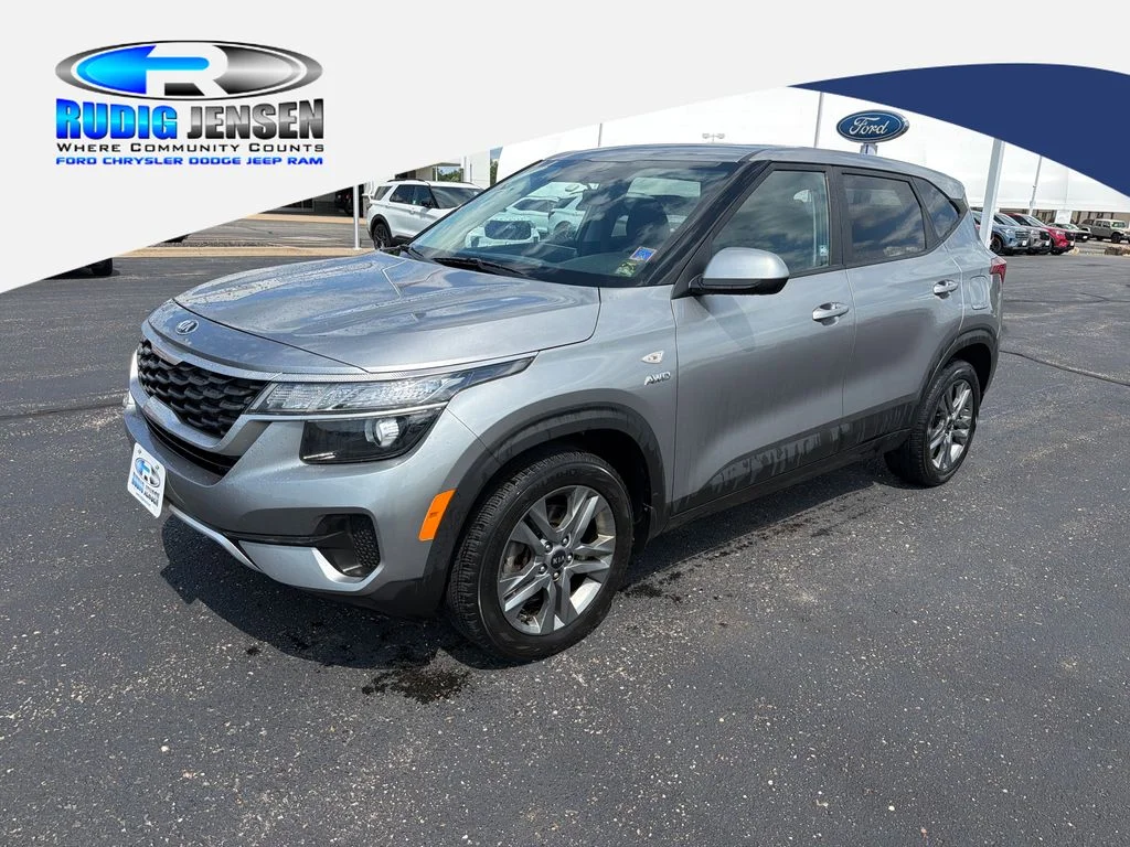 Used 2021 Gray Kia LX image 1