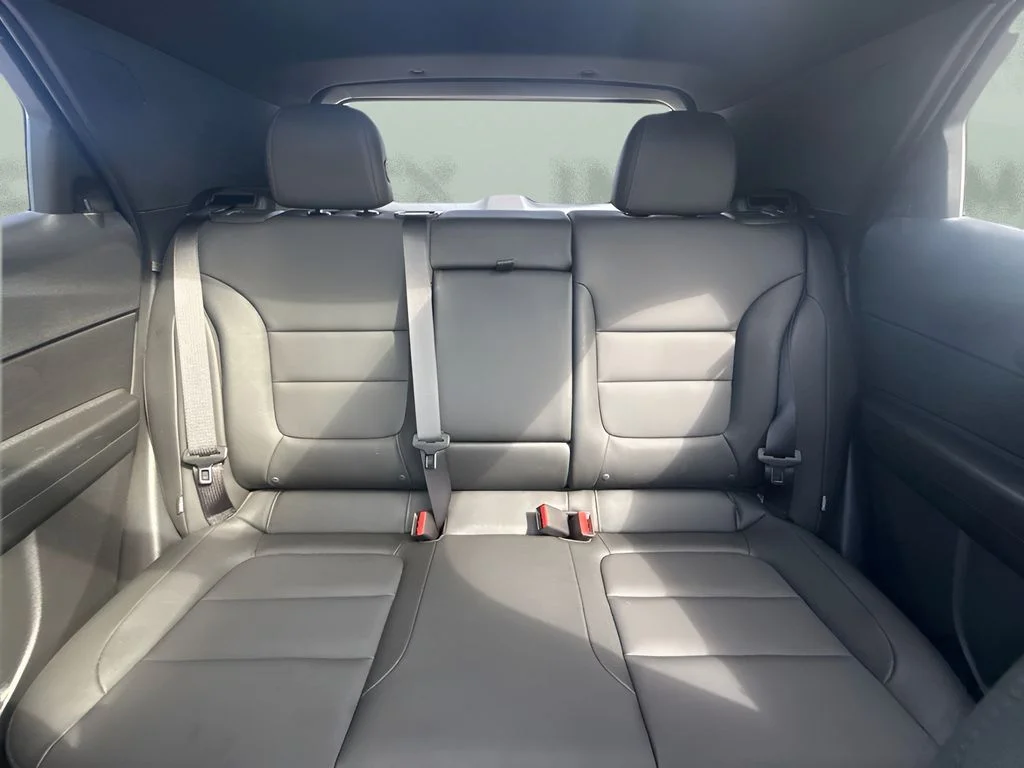 Used 2025 Gray Chevrolet RS image 7