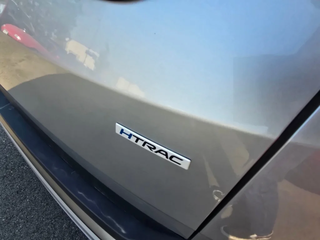 Used 2025 Shimmering Silver Hyundai SEL image 9