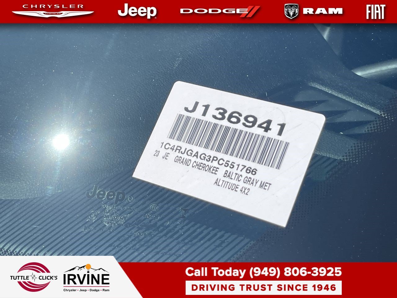 Certified Used 2023 Baltic Gray Metallic Clearcoat Jeep Altitude image 31