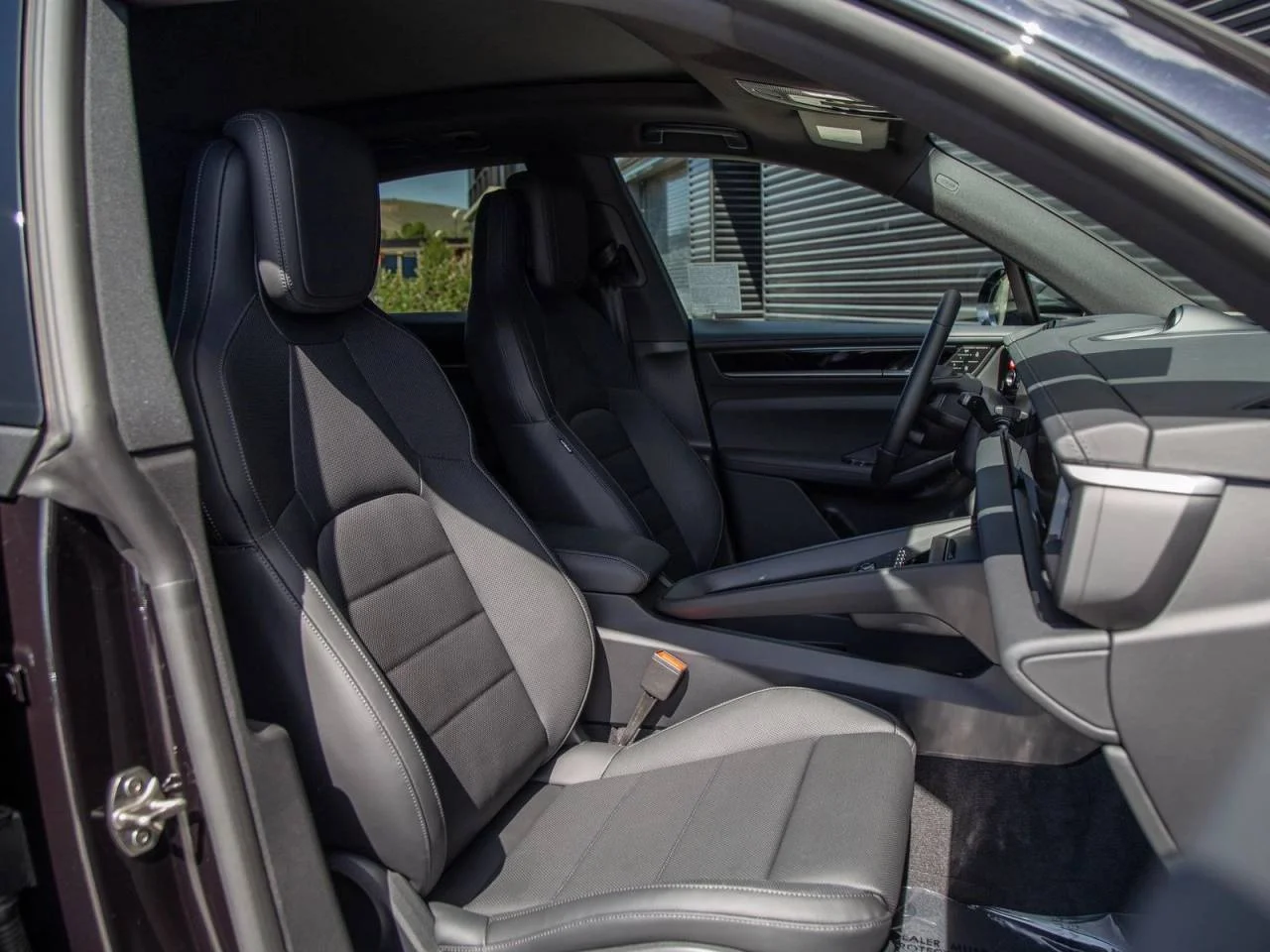 Used 2025 Black Porsche 4S image 26