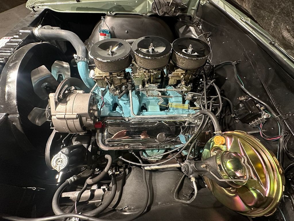 Used 1964 Green Pontiac  image 27