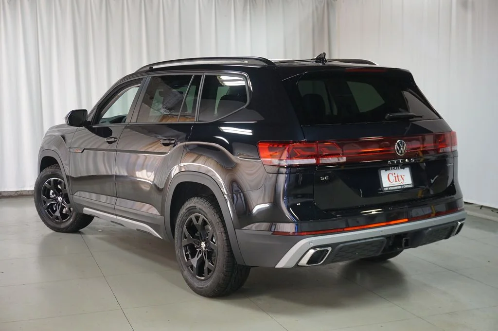 New 2026 Black Volkswagen 2.0T Peak Edition image 7