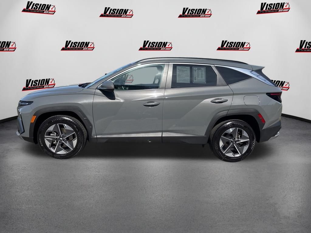 Certified Used 2025 Gray Hyundai SEL Convenience image 2